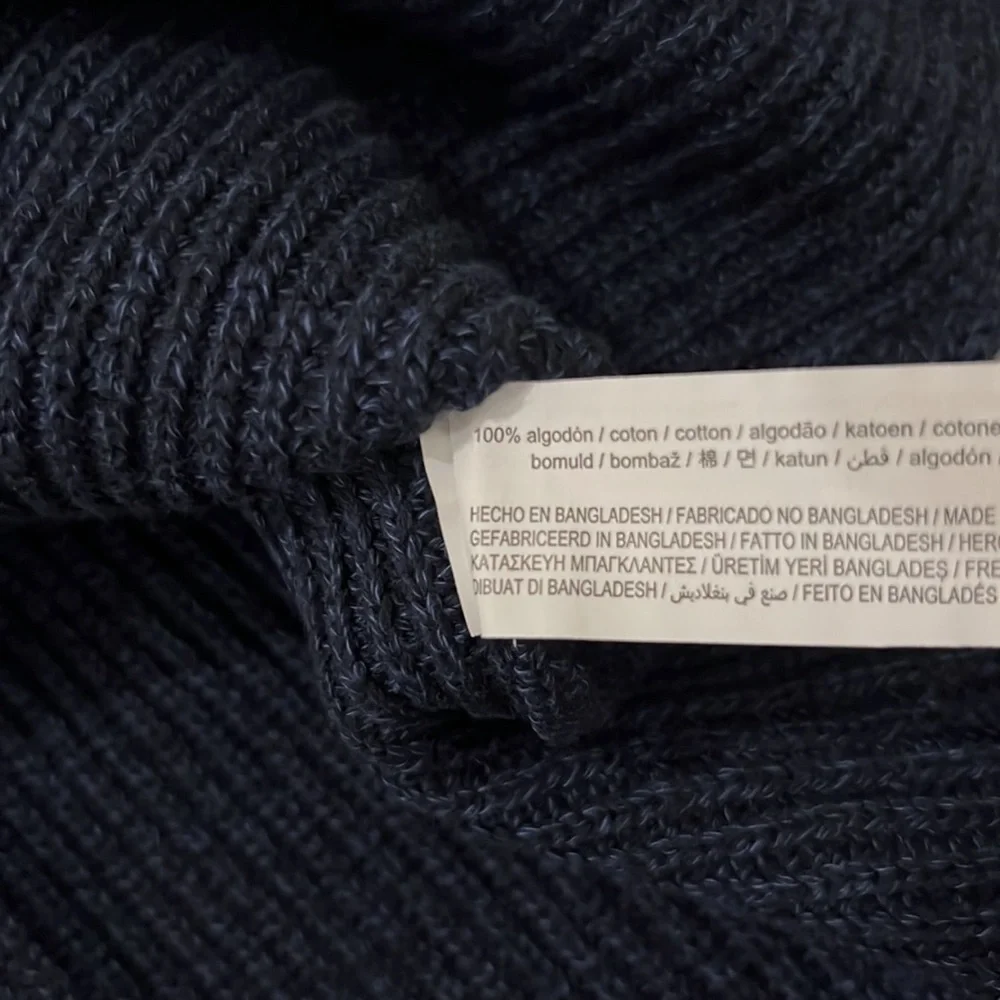 Zara Heathered Blue Long Knit Vest